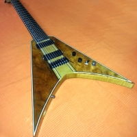 Guitar - 8 corde