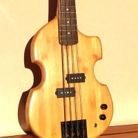 M - 4 corde
