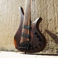 Neck-thru